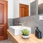 Modern&central Appartamento
